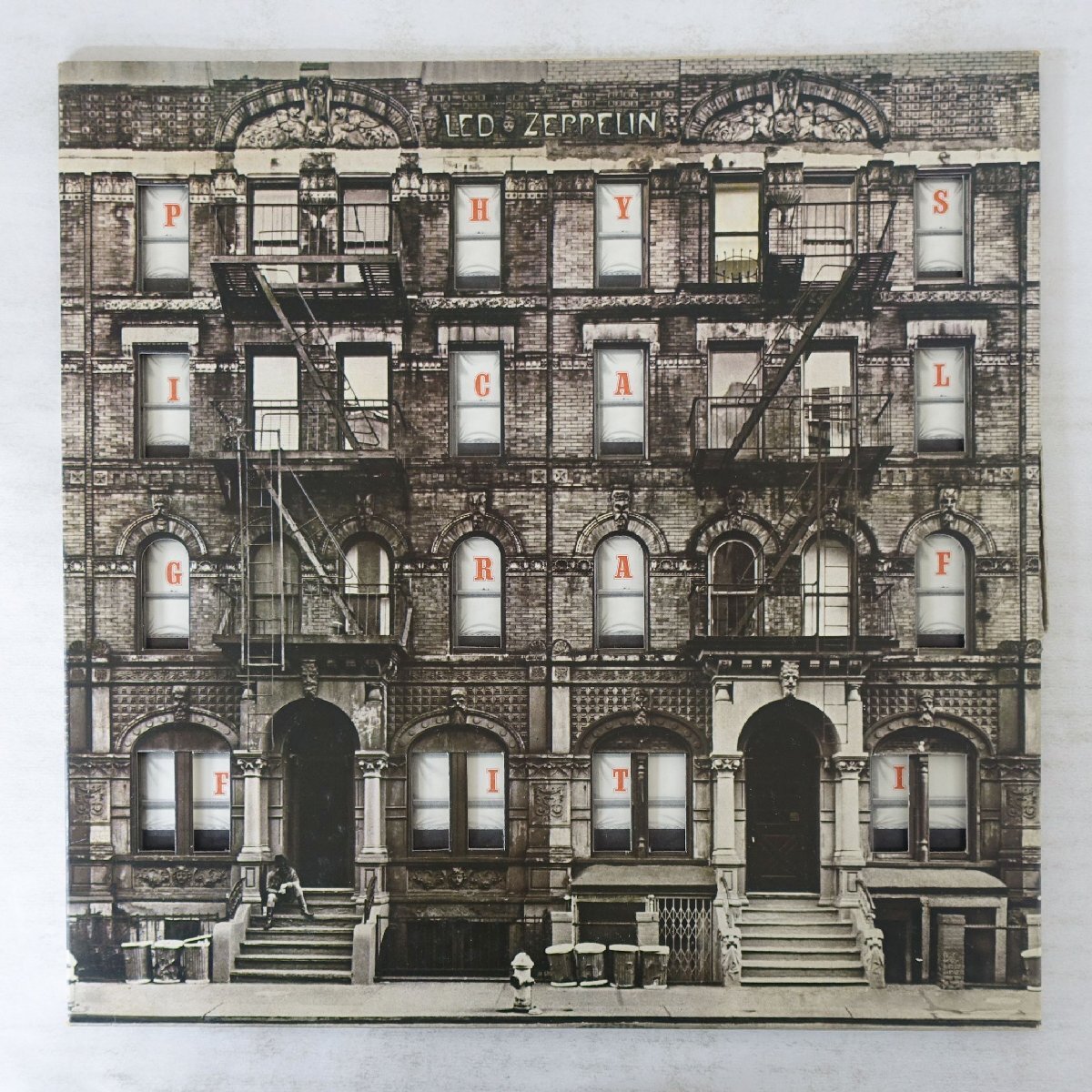 14060185;【ほぼ美盤/UK盤/2LP/特殊ジャケ】Led Zeppelin / Physical Graffiti拍卖