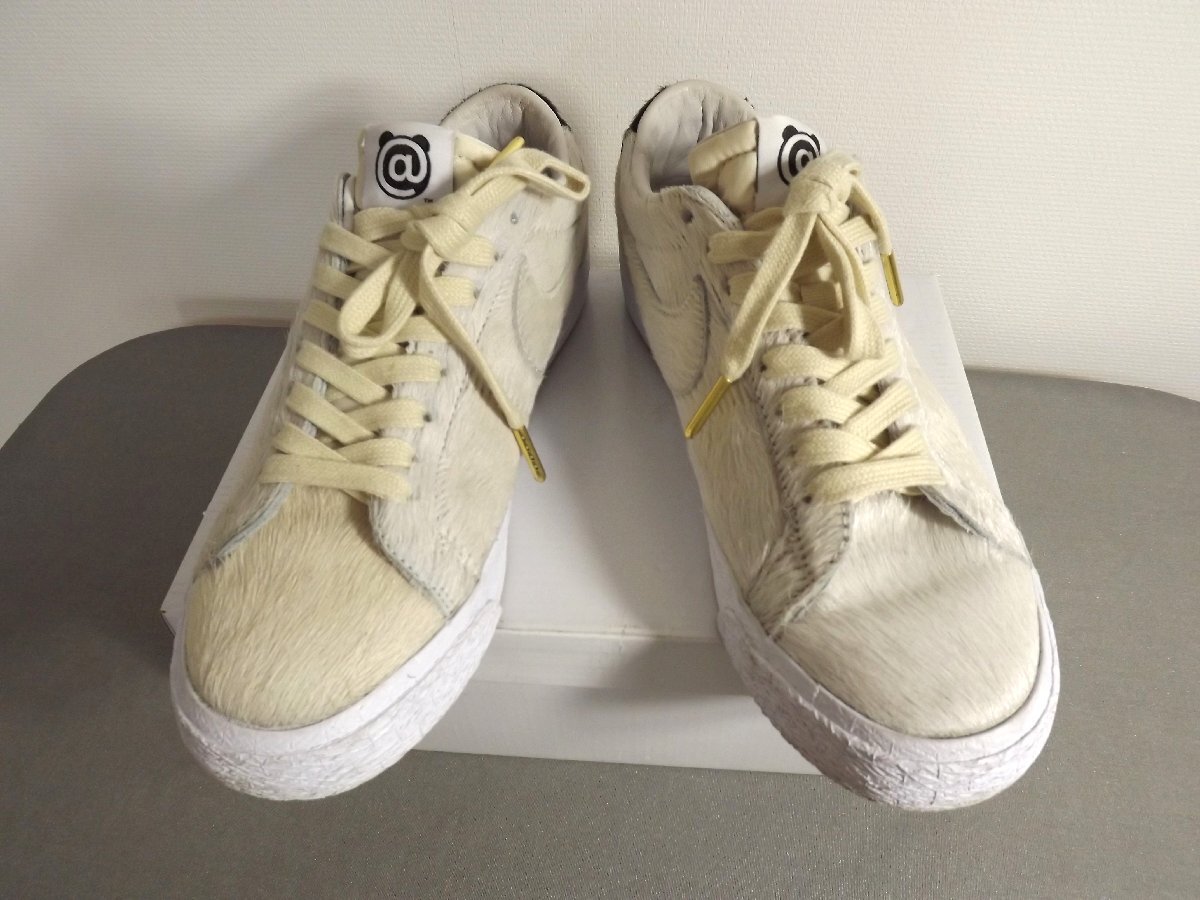 NIKE SB (ナイキ エスビー) × BE@RBRICK(ベアブリック)スニーカー 26.0cm拍卖