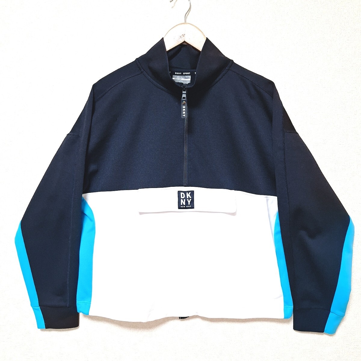 W962【DKNY】ダナキャラン トラックジャケット ハーフジップ フラップポケット ジャージ スポーツ ビッグサイズ ブラック メンズ XL/ee拍卖