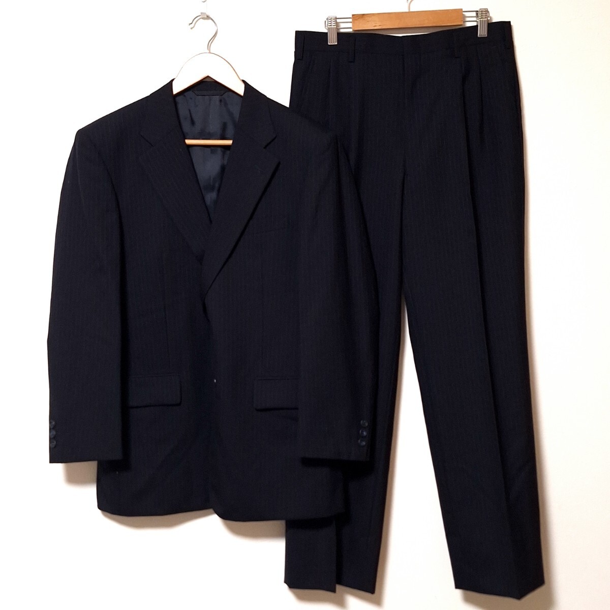 W1069【HARDY AMIES】ハーディエイミス ビジネス スーツ セットアップ テーラード ウール100% ブラック 紳士 メンズ サイズ94A6(L相当)/QQ拍卖