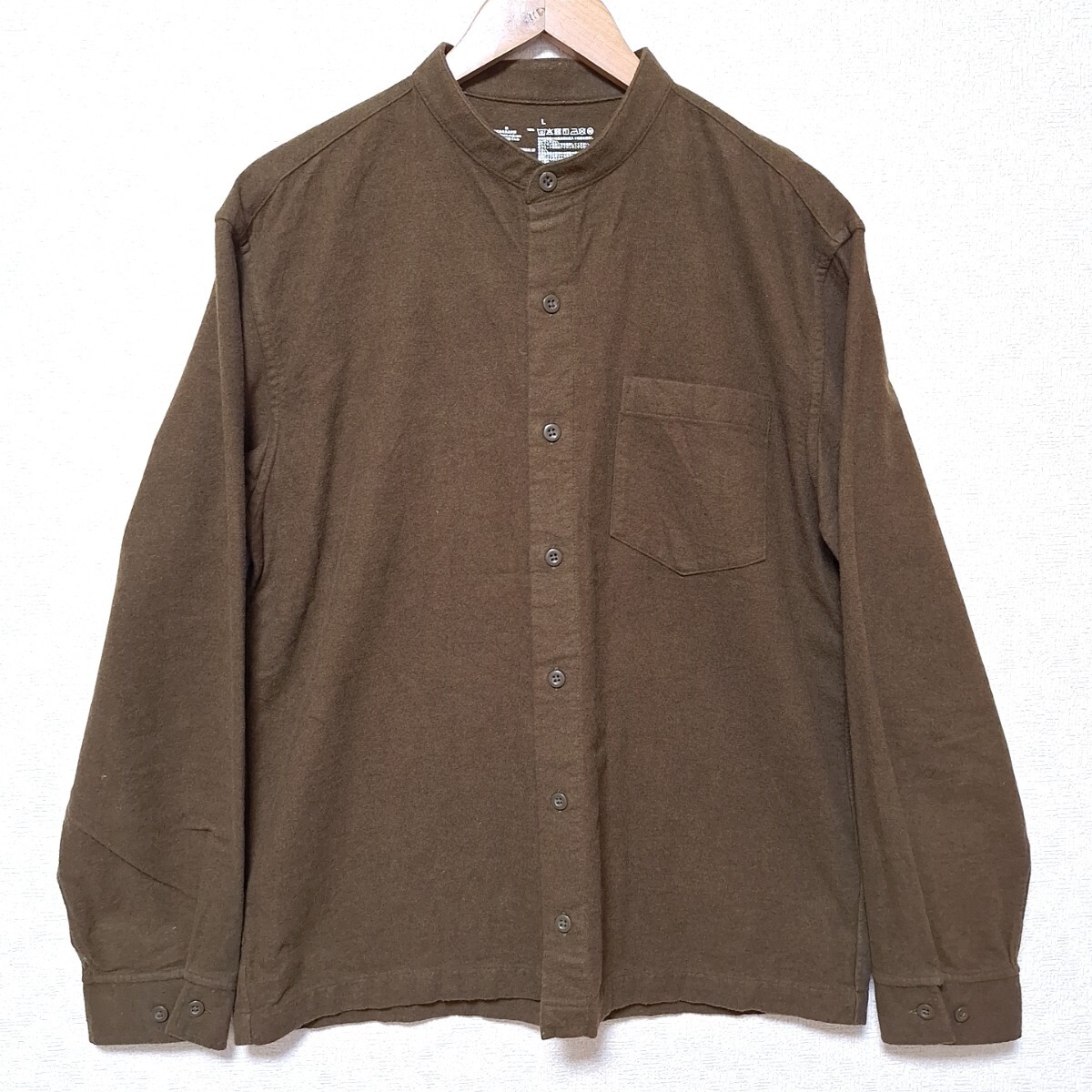W1114【MUJI】無印良品 起毛 ノーカラーシャツ トップス 長袖 上品 シンプル カジュアル 定番 着回し カーキ メンズ L/ee拍卖