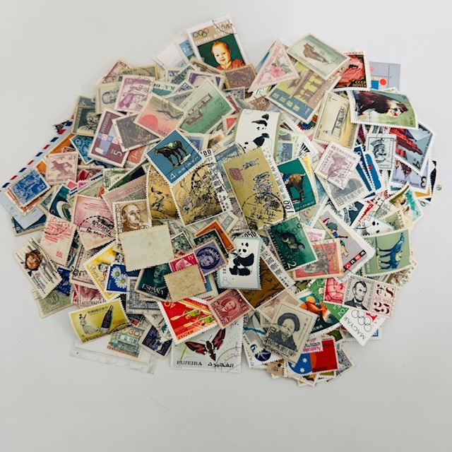 (A) 1 円出品 切手おまとめ 大量 海外切手 消印付き有 ジャンク 保管品 ヴィンテージ 趣味 コレクション コレクター 中国切手 パンダ 拍卖