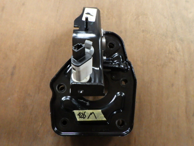 ★メガーヌ ルノー スポール レッドブル レーシング RB7 DZF4R★ペダル ステー 465100002R 純正 中古 6MT拍卖