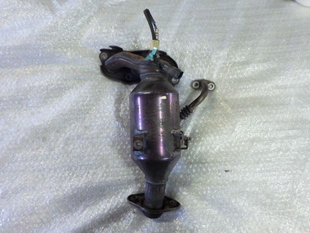 ★ヴィッツ F KSP130 130系 前期★エキマニ 触媒 マテリアル トヨタ 純正 中古 1KR-FE拍卖