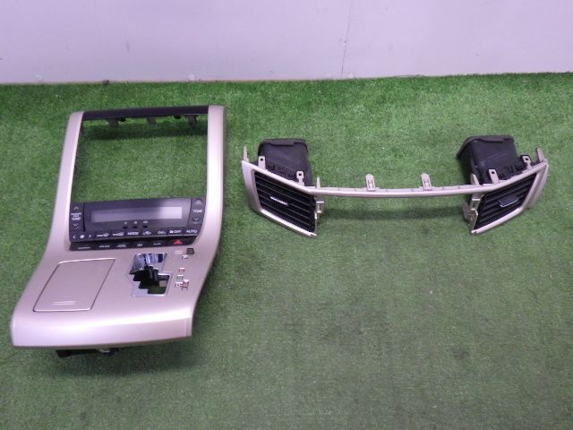 ★ヴェルファイア 2.4Z ゴールデンアイズ ANH20W★ゴールド ナビパネル シフトパネル エアコンスイッチ 純正 中古 55663-58010拍卖