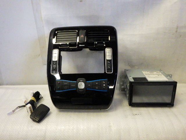 ☆2013年★リーフ X 80THスペシャルカラーリミテッド AZE0★ナビ パネル セット 25915-4ND0A QY-7214 純正 中古拍卖