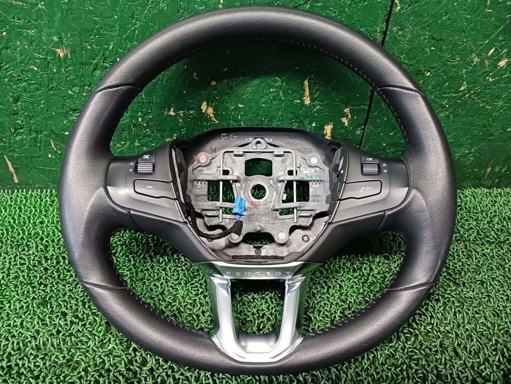 『psi』 プジョー ABA-A95F01 208 純正 レザーステアリング H24年式拍卖
