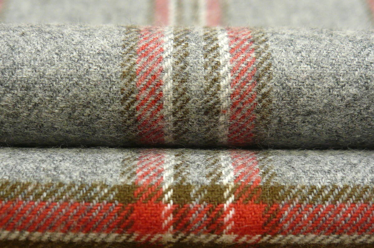 C650・ラス前・綿100%・グレー系3m・チェック・綾織・表起毛・毛並有・ブラウス・スカート・ワンピース・子供服拍卖