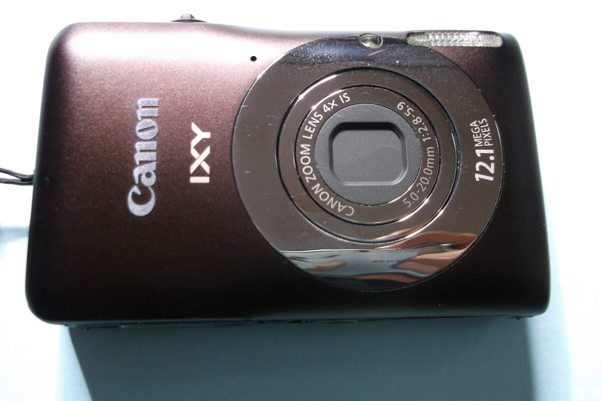 中古 コンパクト デジタル カメラ Canon キャノン IXY 200F バッテリー 充電器 ケース SDカード 付属 動作品(訳アリ)拍卖