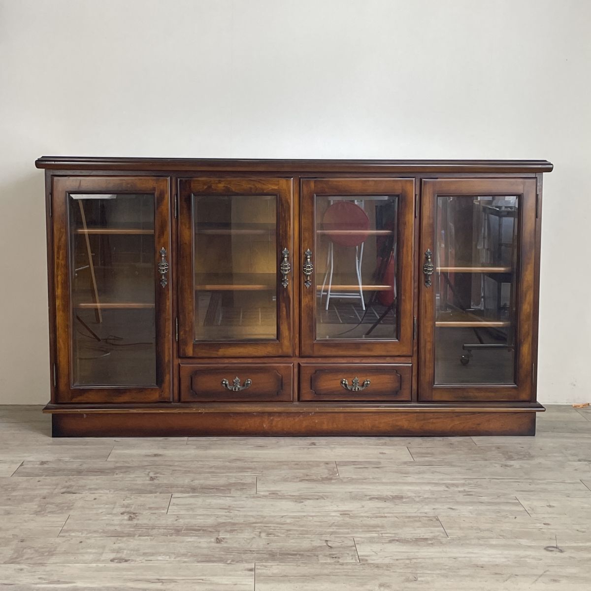 karimoku カリモク 棚 サイドボード 木製収納家具 レトロモダン ヴィンテージ キャビネット 飾り棚 戸棚 引き出し付き 幅161cm拍卖