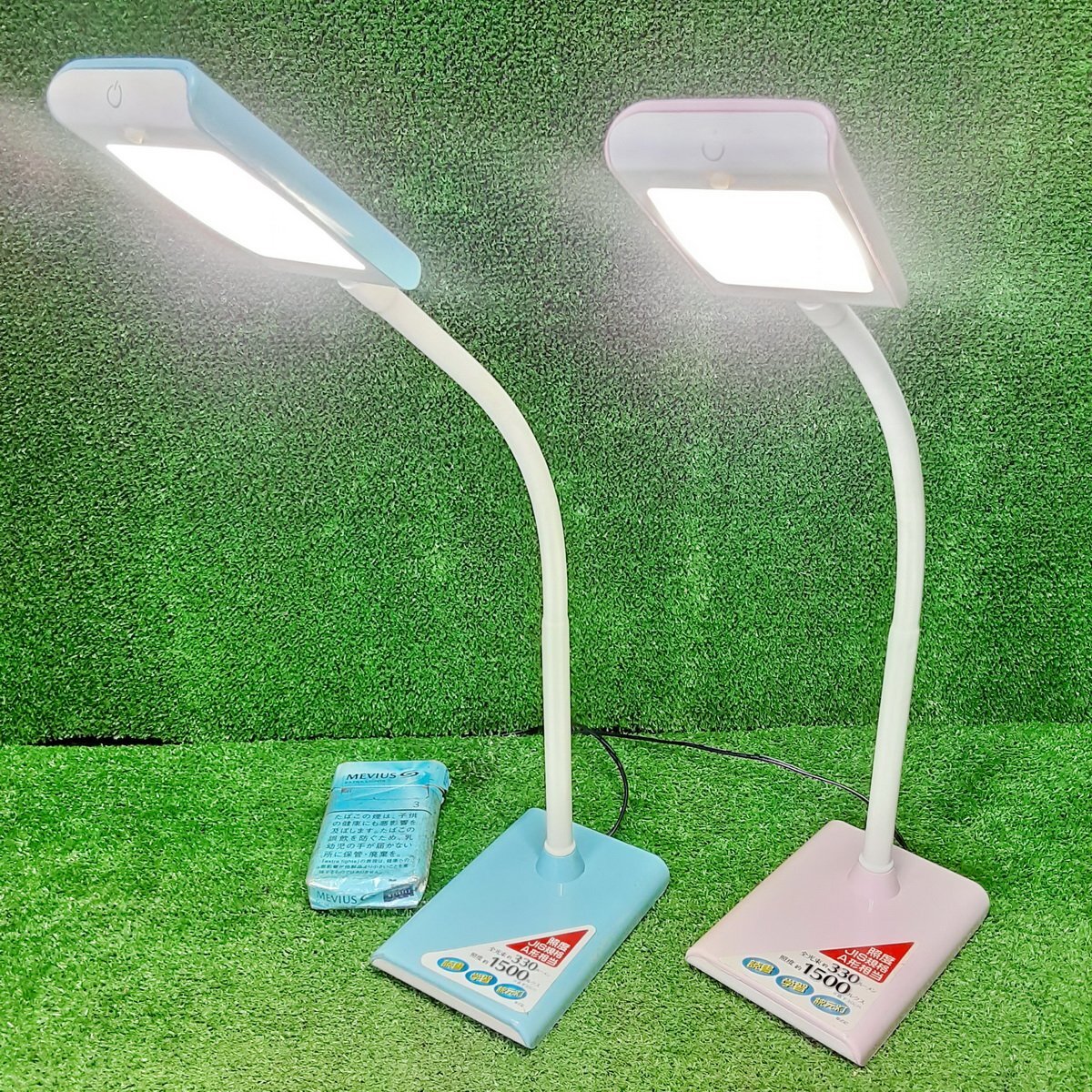 愛友c817 オーム電機 OHM ■LEDデスクランプ 「ODS-LS16」(ブルー、ピンク) 白色LED 約330ルーメン 全高約450mm 電源約2m 計2台セット拍卖