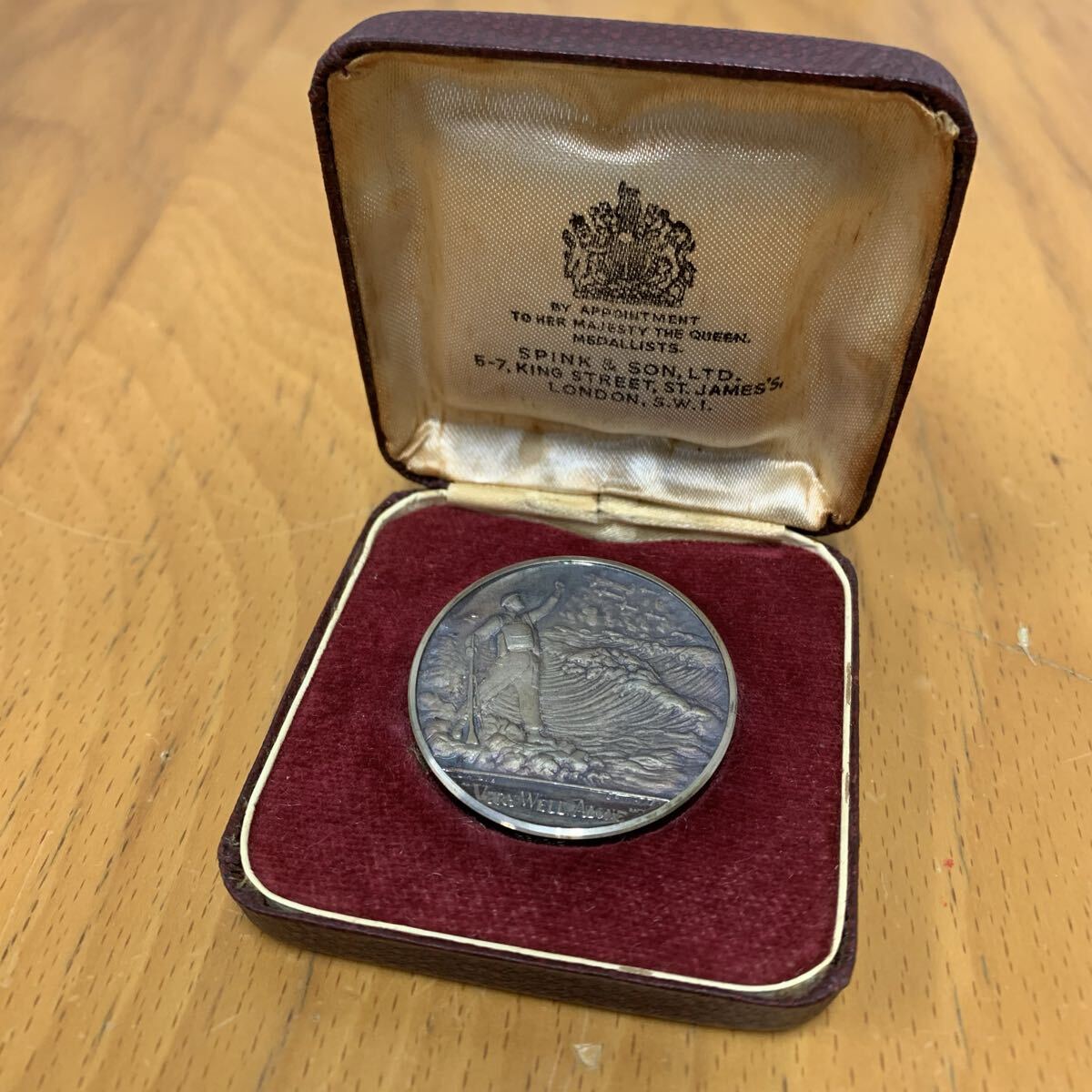 11-112 WINSTON CHURCHILL ウィンストン チャーチル 記念メダル 1874-1965 SILVER 刻印 シルバー 重量:約28.3g ケース入り 銀メダル拍卖