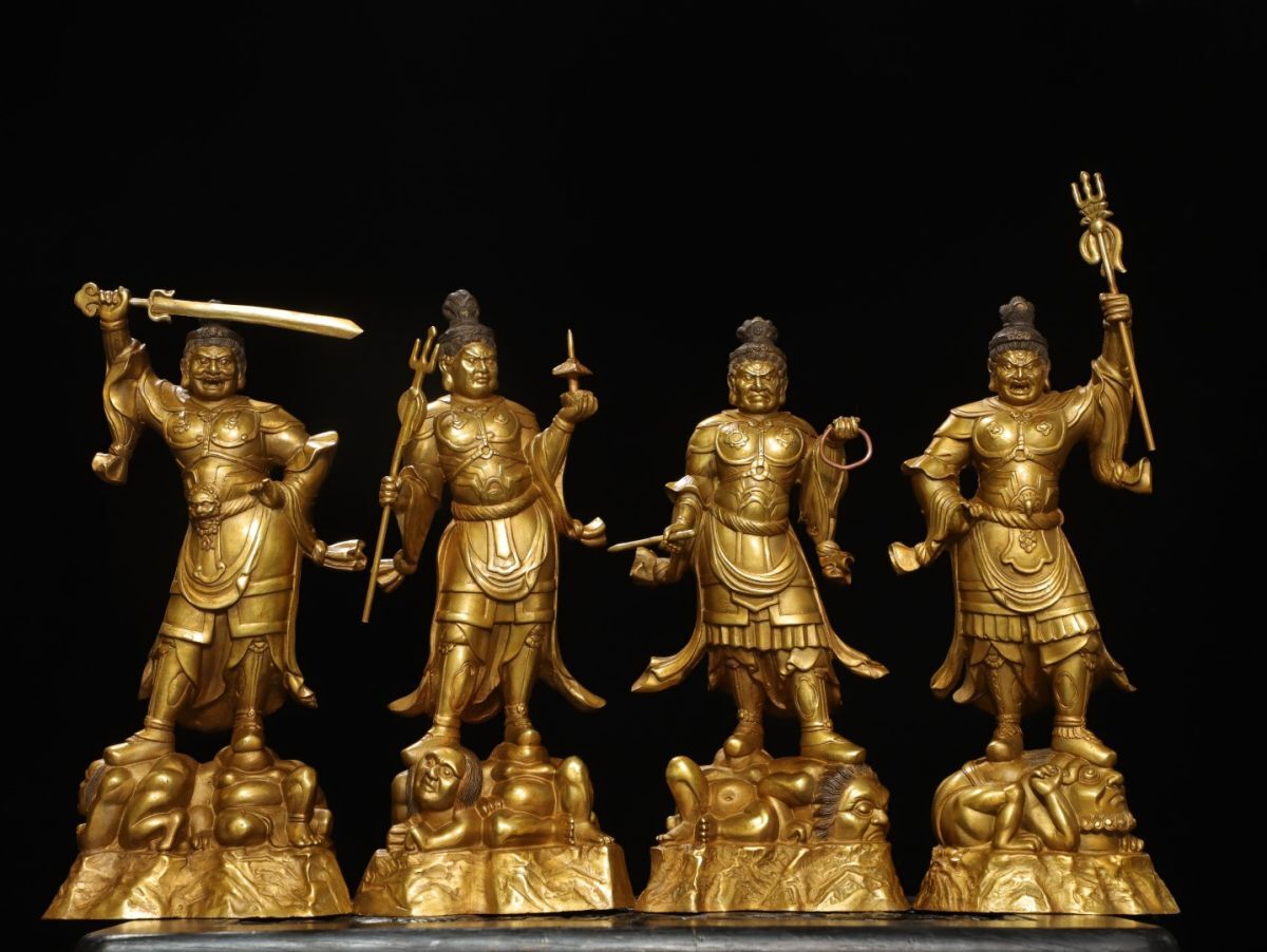 永し 明時代 古銅塗金 四大明王 佛像 仏像 宗教 仏教古美術 極細工 古銅彫 置物擺件 古美術品 時代物 古董品 収集 旧家蔵出 中国唐物 A121拍卖