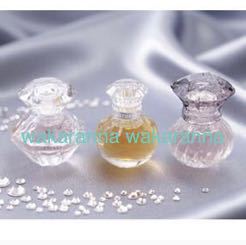 新品ジルスチュアート 限定品 フレグランス ミニチュア セット4ml×3オード トワレ パルファン 香水 フローラル 未開封KOSEジルバイ バニラ拍卖
