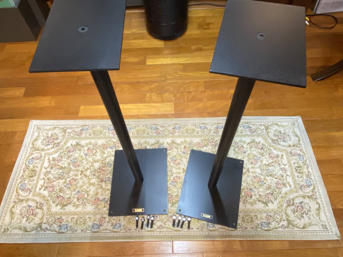 ティグロン社製スピーカースタンド 「TiGLON TIS-70」2重円筒マグネシウム支柱を使用した逸品です!拍卖