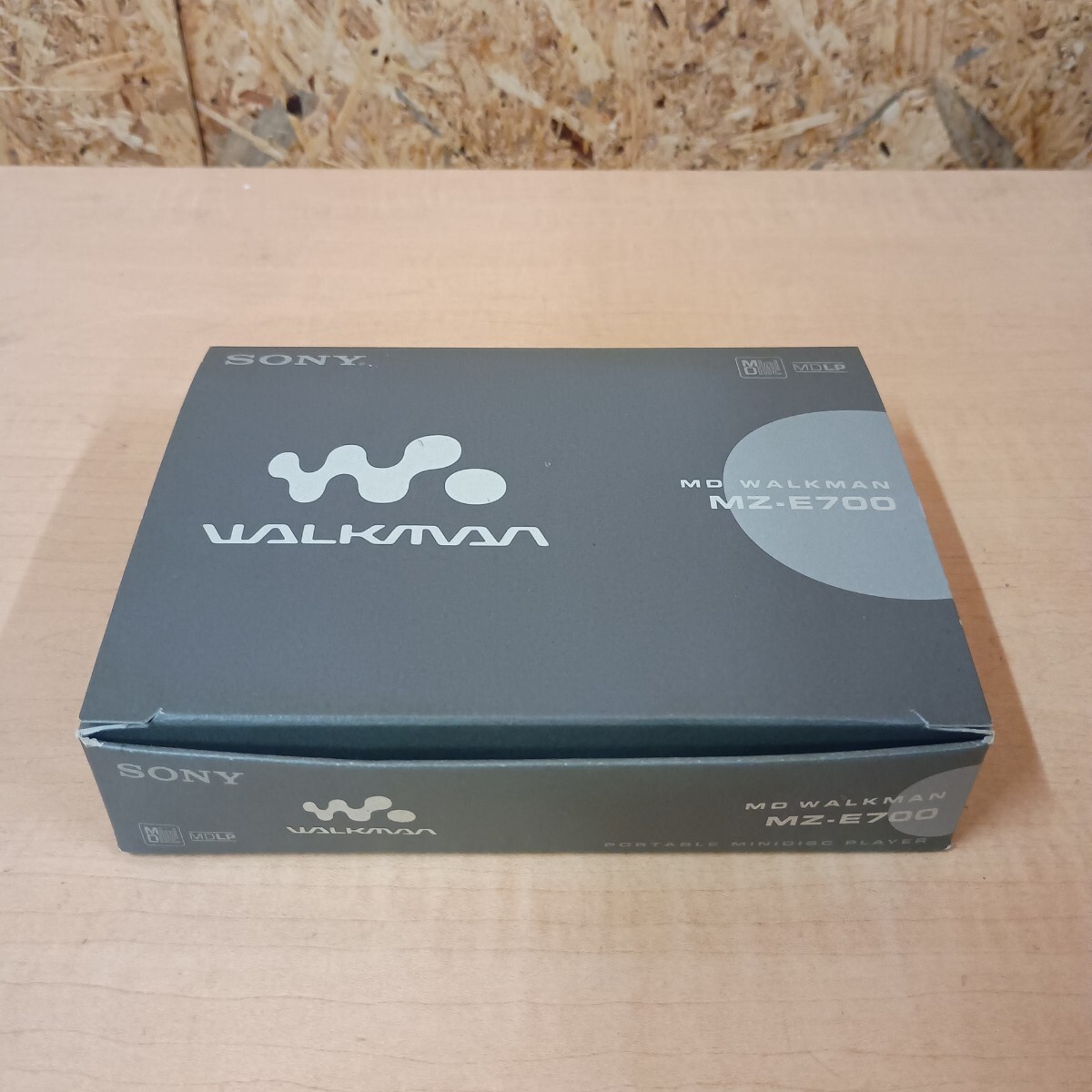 (A-20)(通電、動作確認OK、バッテリー無し) SONY MD WALKMAN MZ-E700 ポータブルミニディスクプレーヤー拍卖