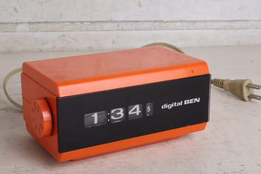 TB526ドラム式時計 HOTTA 008Z 動作品◇堀田時計店/昭和レトロ/ポップ/当時物/ドラムクロック/digital BEN/オレンジ色/古道具タグボート拍卖