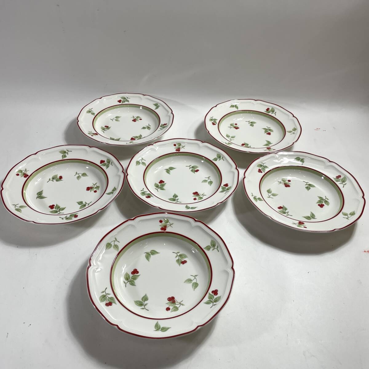 ☆ Villeroy & Boch ビレロイ&ボッホ ジョイノエル 22 スープ皿 6枚セット クリスマス 赤い実 食器 現状品 2.9kg拍卖