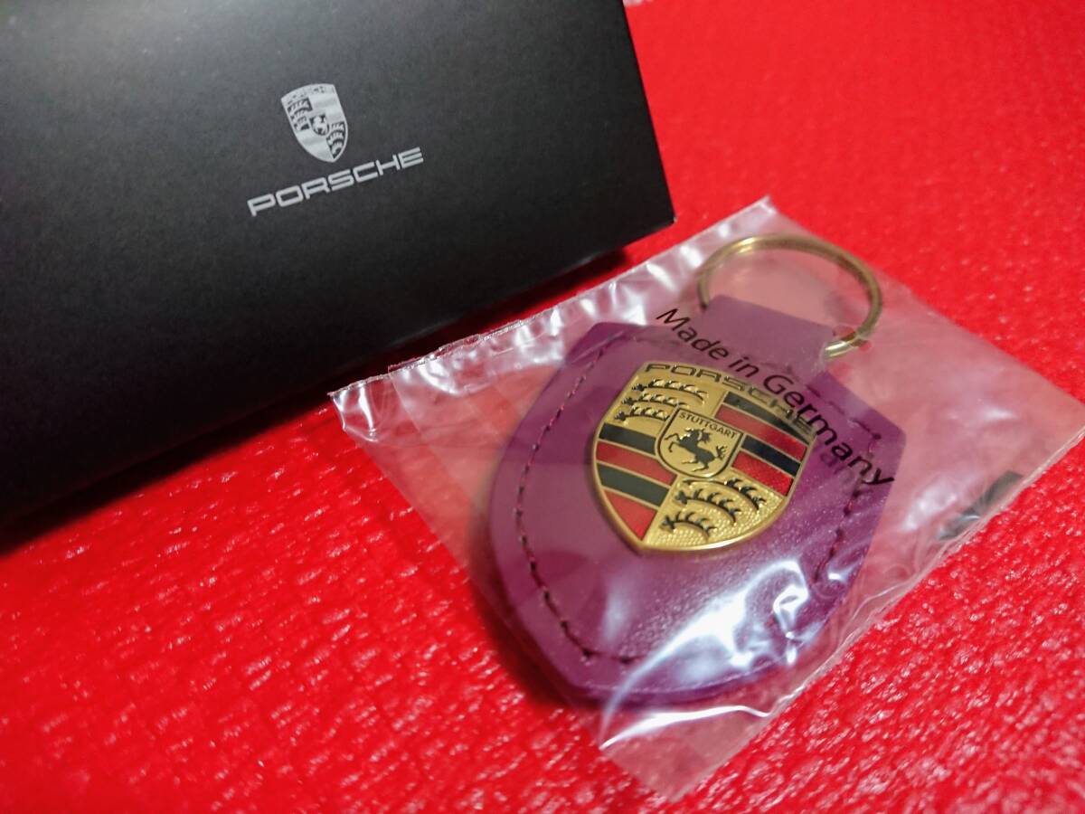ポルシェ 純正 クレスト キーホルダー 981 987 996 997 991 カレラ ケイマン ボクスター パナメーラ カイエン マカン 希少 ルビー ストーン拍卖