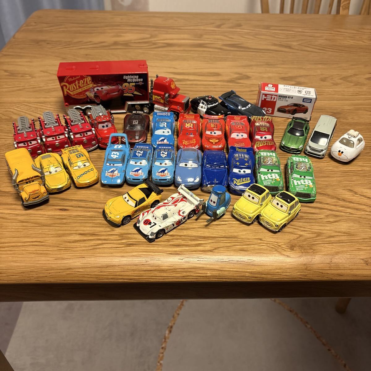 カーズ トミカ まとめ売り ジャンク品 TOMICA ミニカー ディズニー ピクサー Cars マックイーン メーター レア 希少 廃番 多数 その他 拍卖
