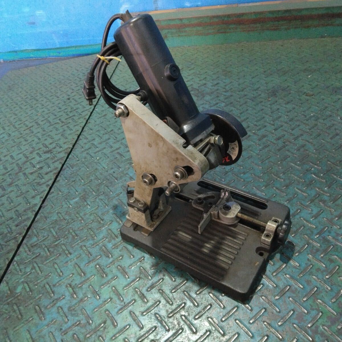 u23 ディスクグラインダースタンド サンダー 切断機 100V(型式不明) セット【動作確認済】拍卖