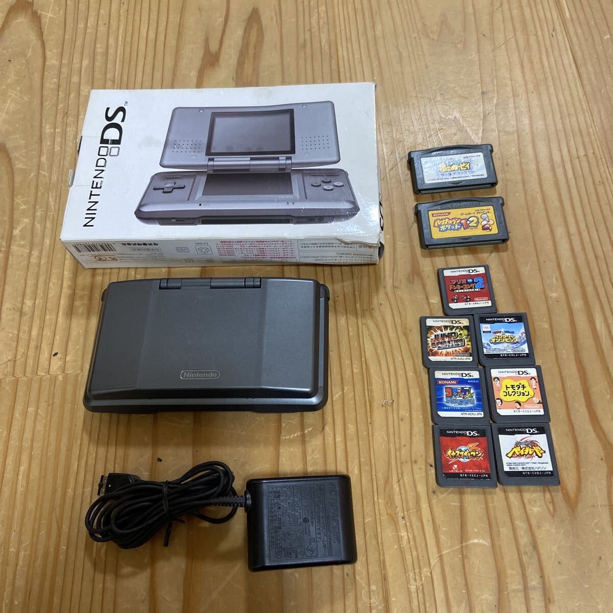 Nintendo DS 初代DS 任天堂 NTR-001JPN タッチペンあり アドバンスソフト2個 DSソフト7個 動作確認済み 箱のみ 取説なし マリオ カービィ拍卖