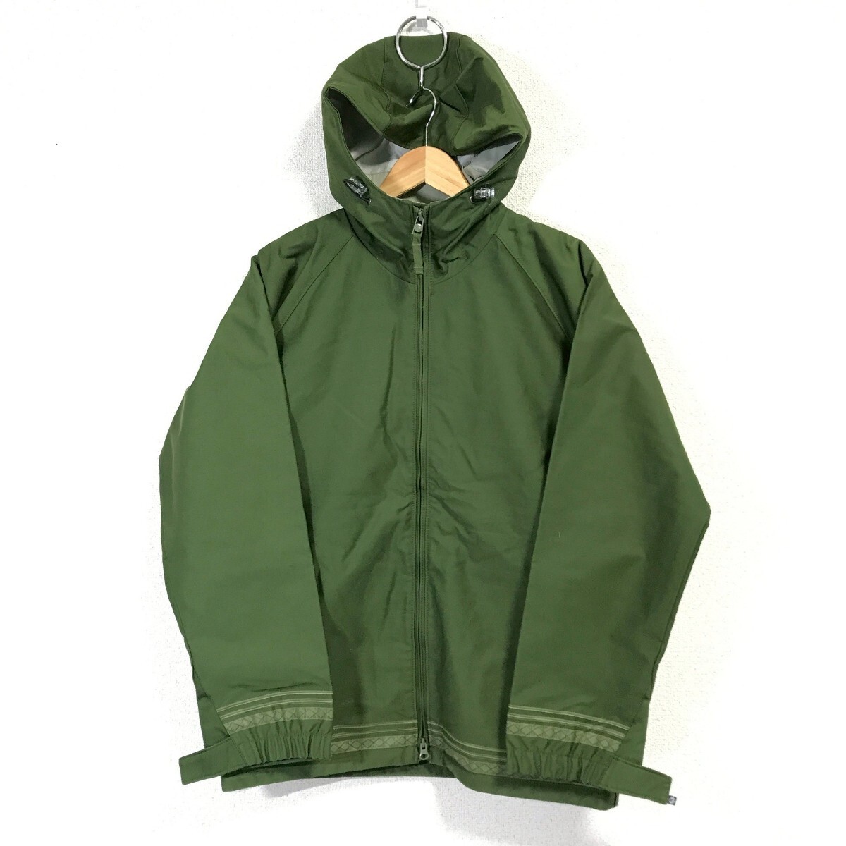 Ye2081dL PHENIX フェニックス GBZ8101 サイズL レディース スノーボード スキーウェア スポーツ ジャケット パーカー レディース グリーン拍卖