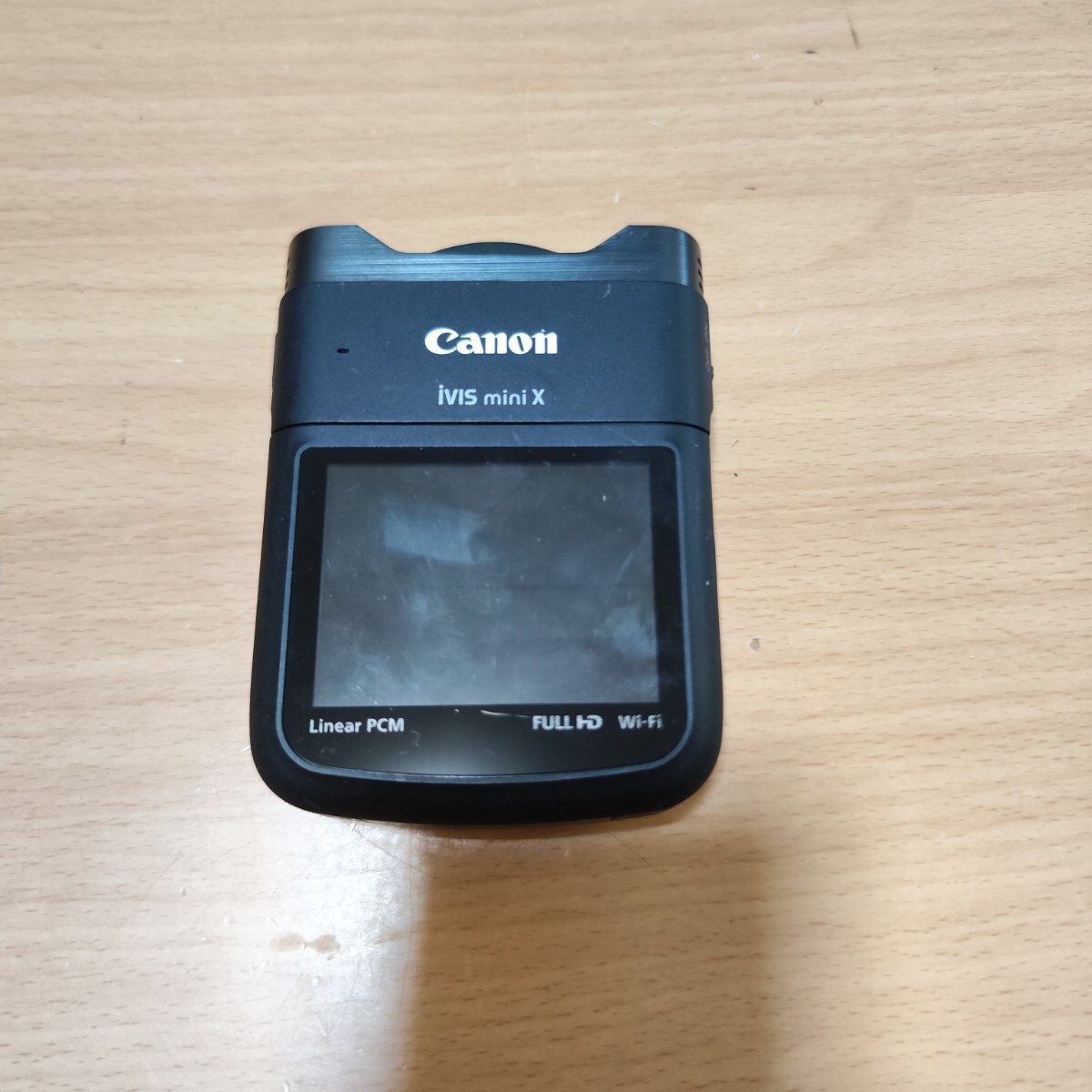 Canon iVIS mini X デジタルビデオカメラバッテリー無いため 現状品 ジャンク品として拍卖