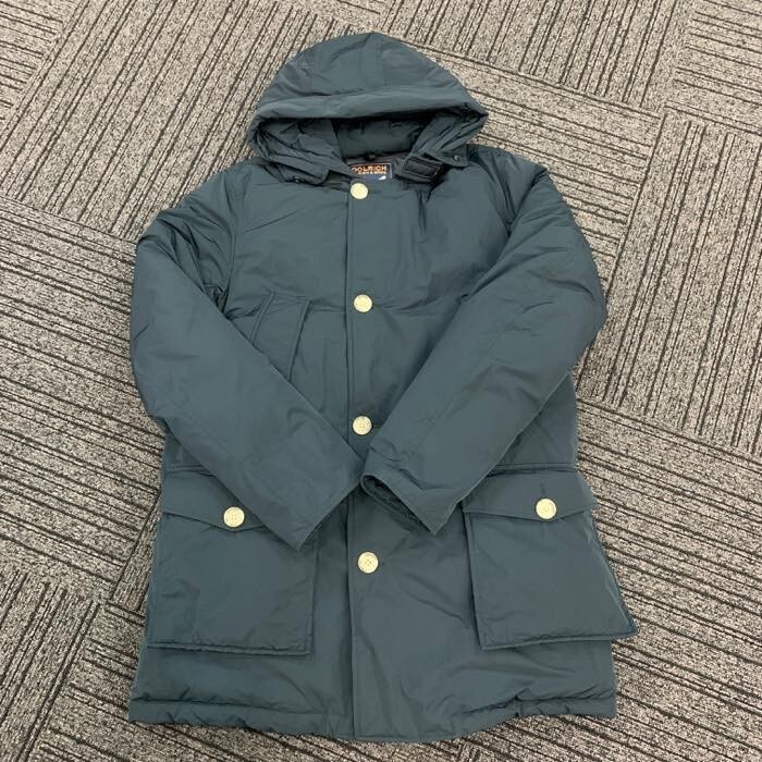 ウールリッチ ダウンコート US Mサイズ タウンユース ウェア アウトドア キャンプ レジャー バーベキュー mc01079646拍卖