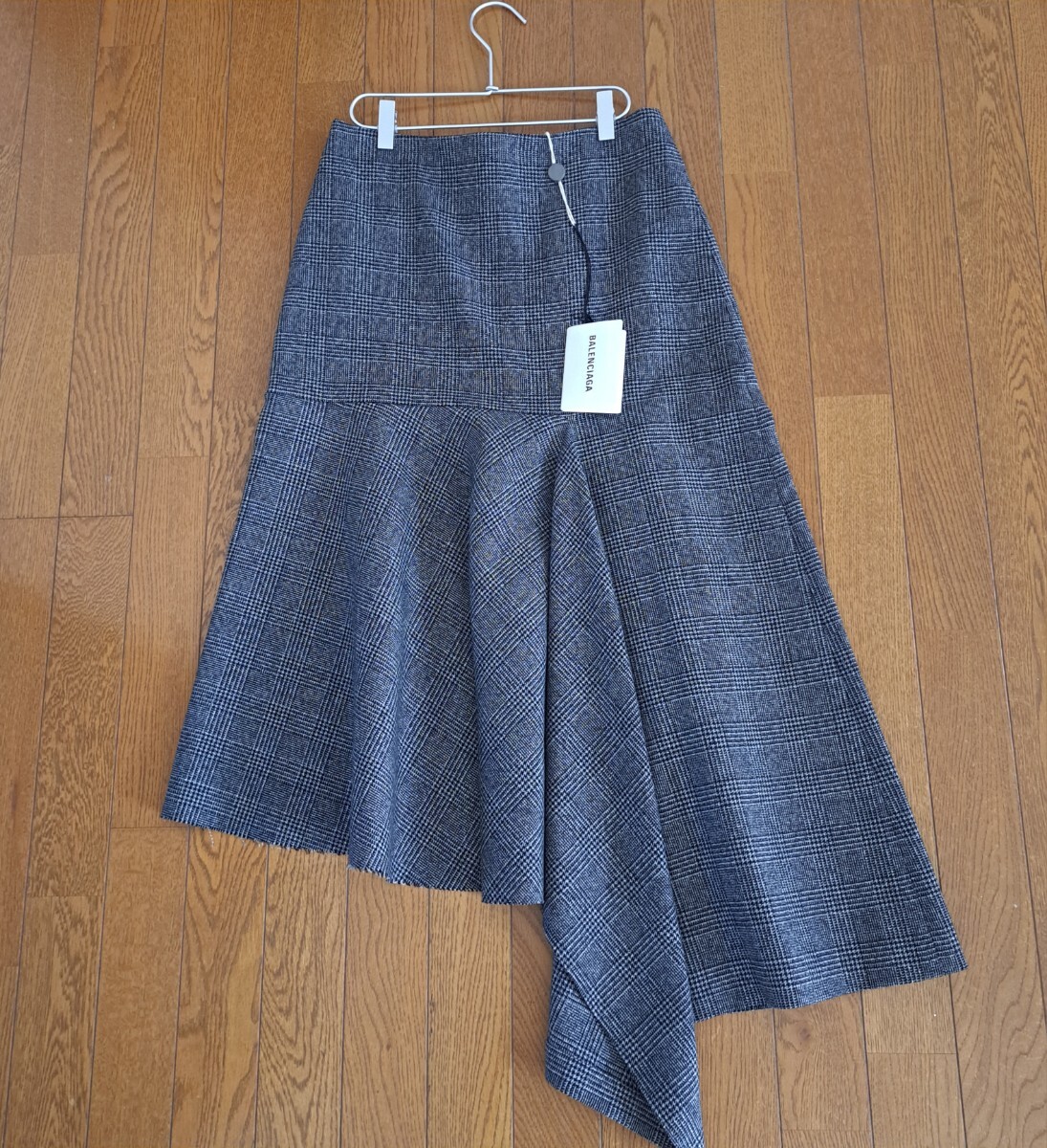 未使用BALENCIAGA千鳥格子ウール アシンメトリースカート拍卖