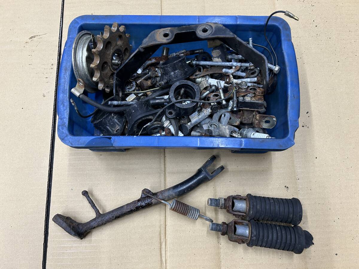 Z1 Z2 KZ 当時物 サイドスタンド ボルト他ジャンク品拍卖