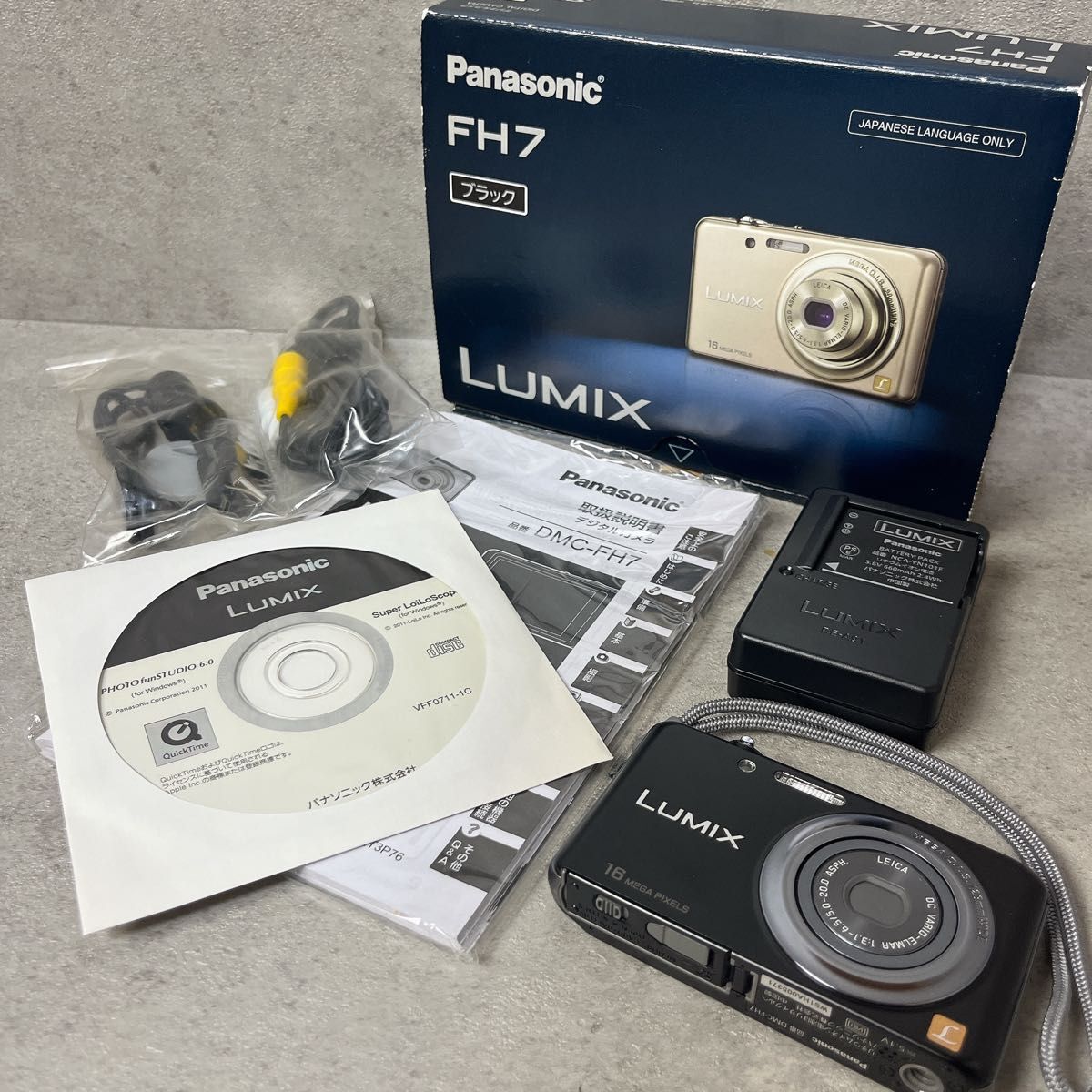 Panasonic パナソニック LUMIX デジカメ DMC-FH7 ブラック拍卖