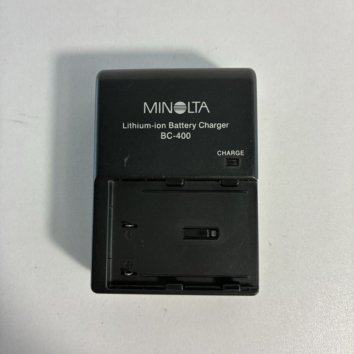 718 MINOLTA Lithium-ion Battery Charger BC-400 バッテリーチャージ ミノルタ NP-400 充電器 現状品 拍卖