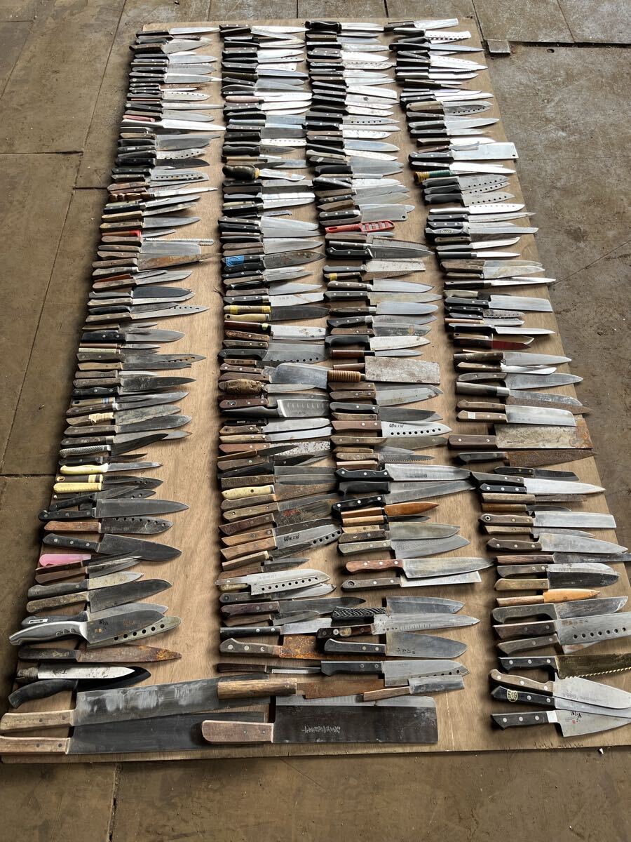 GB- 5811 出刃包丁 三徳包丁 関孫六 など 万能包丁 約300本 まとめて売る ジャンク 動作未確認拍卖