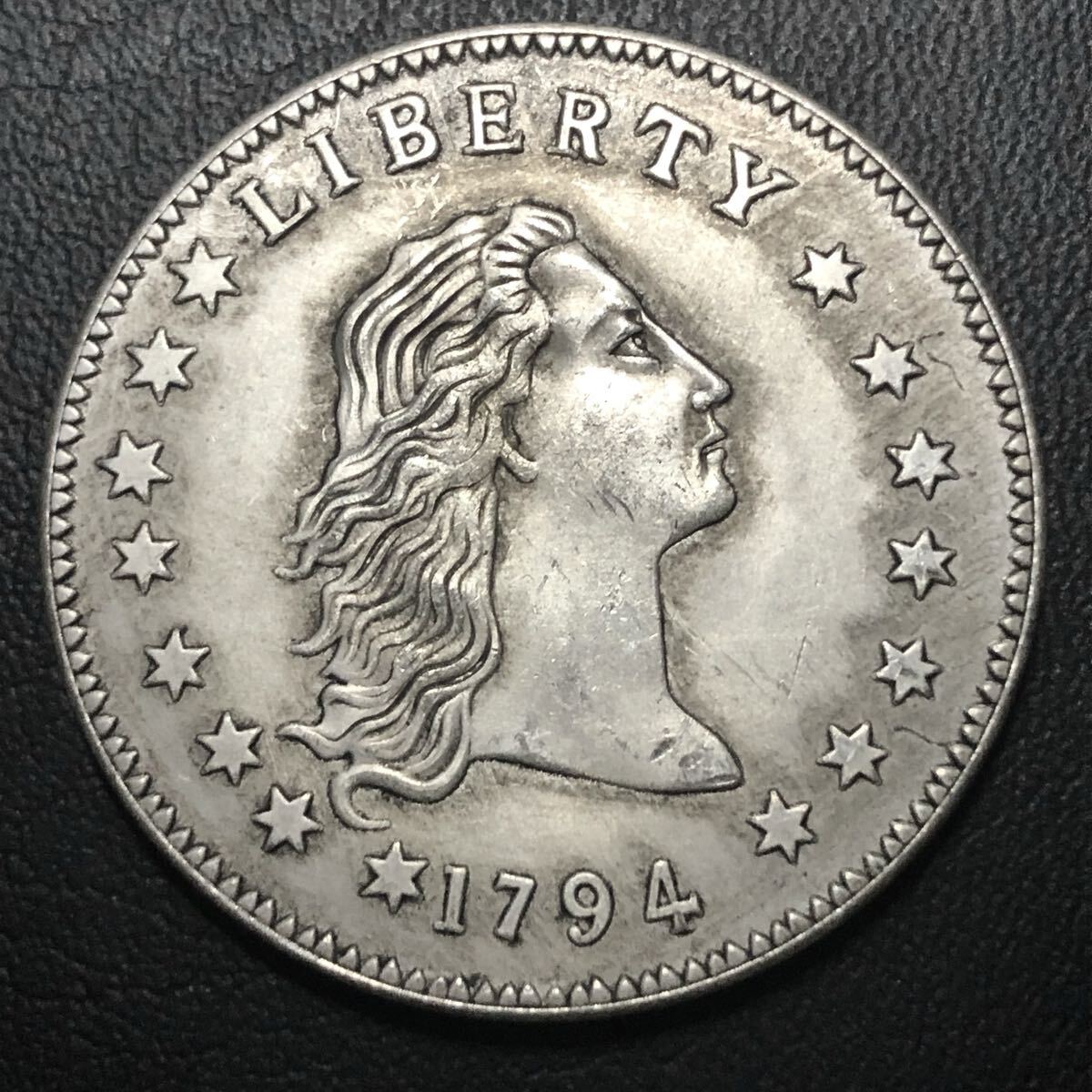 外国古銭 1794年 1ドル フローイング・ヘア・ダラー銀貨 リバティ 自由の女神 アメリカ 古銭 貿易銀 骨董 1円銀貨 大型銀貨拍卖