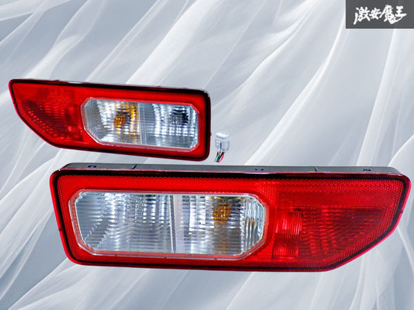 ☆新車外し☆スズキ 純正 JB64W JB74W ジムニー ジムニーシエラ ハロゲン テールライト レンズ 左右セット KOITO 220-5938C 棚25H拍卖