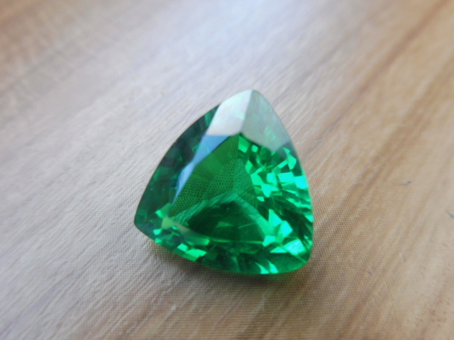 【遠目でも目立ちます】グリーンガーネット ツァボライト ルース 約9.50ct 裸石 リングやペンダントに!拍卖