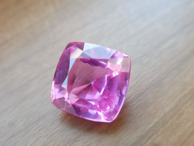 【上品な色・強テリ】鑑別付 ピンクサファイア 約10ct ルース リングやペンダントに!拍卖