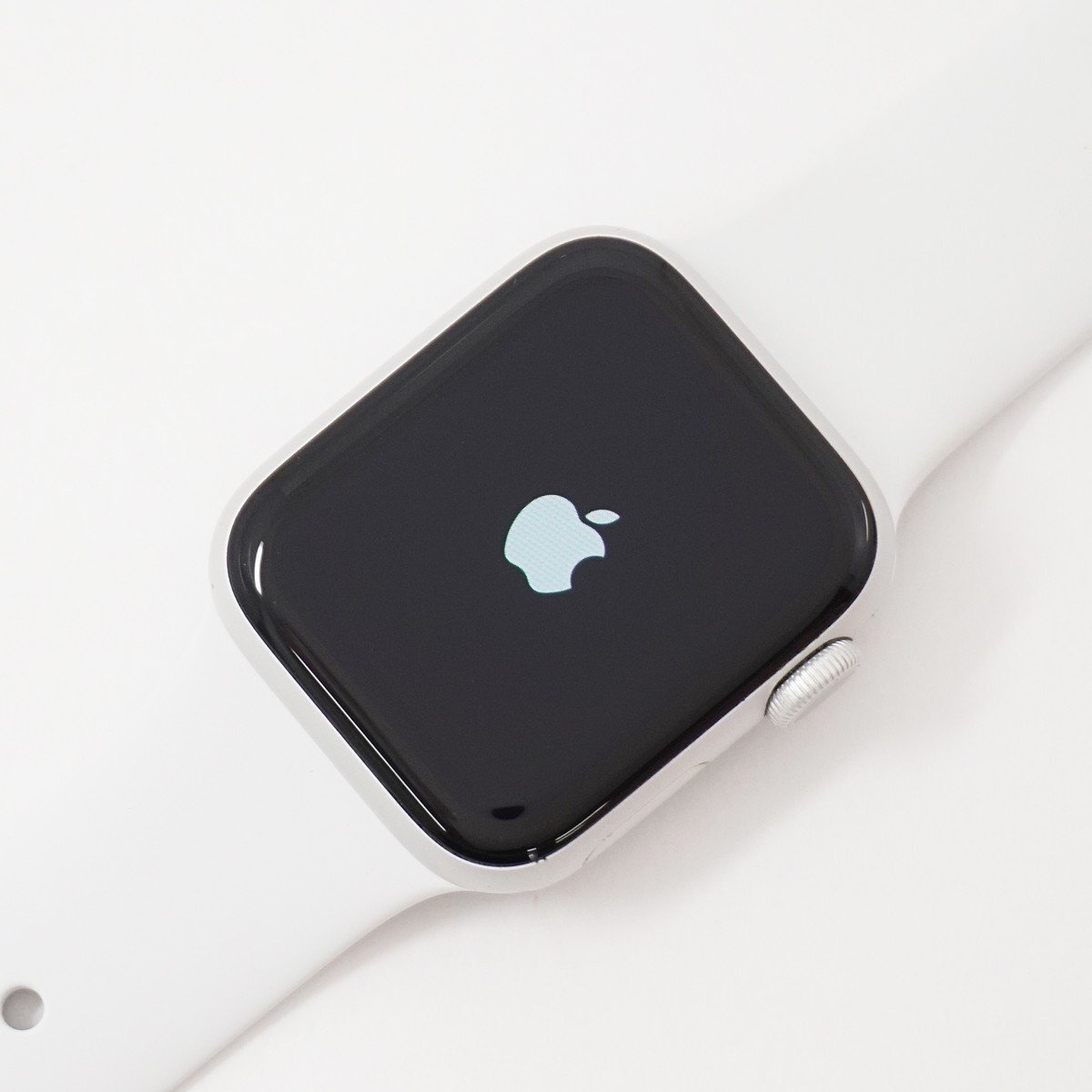 ◇【Apple アップル】Apple Watch Series6 40mm GPS シルバーアルミニウムケース/スポーツバンド MG283J/A アップルウォッチ拍卖