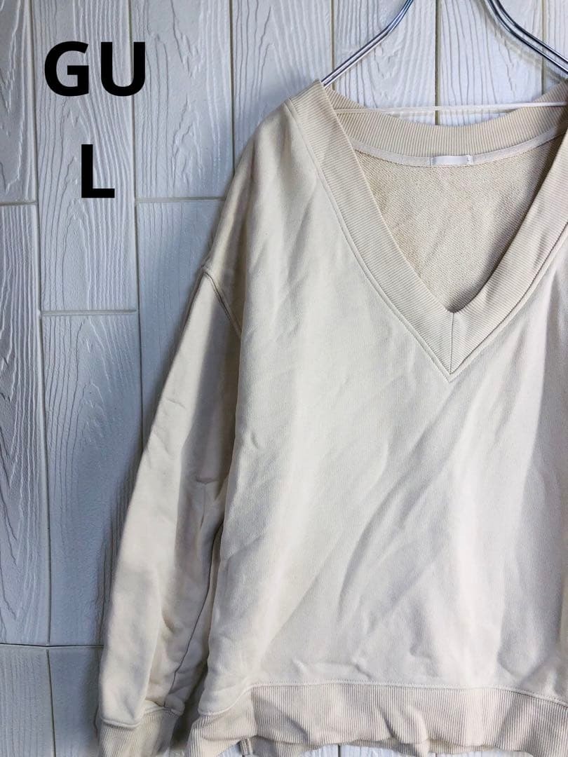 GU ベージュ Vネック トレーナー Lサイズ拍卖
