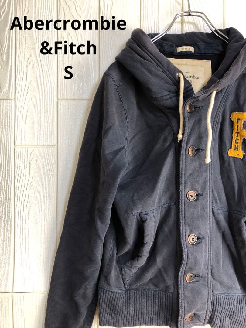 Abercrombie&Fitch ネイビー フード付きパーカー F刺繍 S拍卖