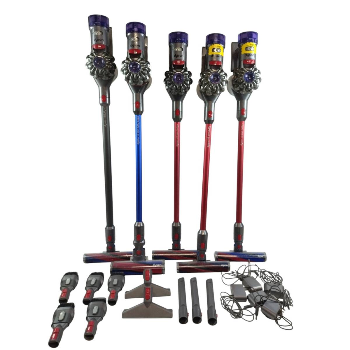 【11-070】★中古・ジャンク品★5台まとめて ダイソン SV10K Dyson V8 Slim Fluffy パーツ・充電コード付き スティッククリーナー拍卖
