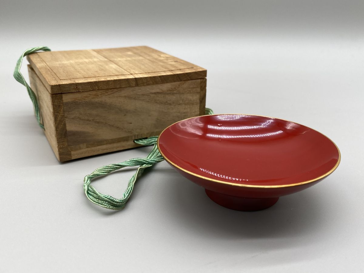 金縁朱塗盃 共箱 漆器 懐石道具 盛器 酒器 酒杯 漆器製食器(13889)拍卖