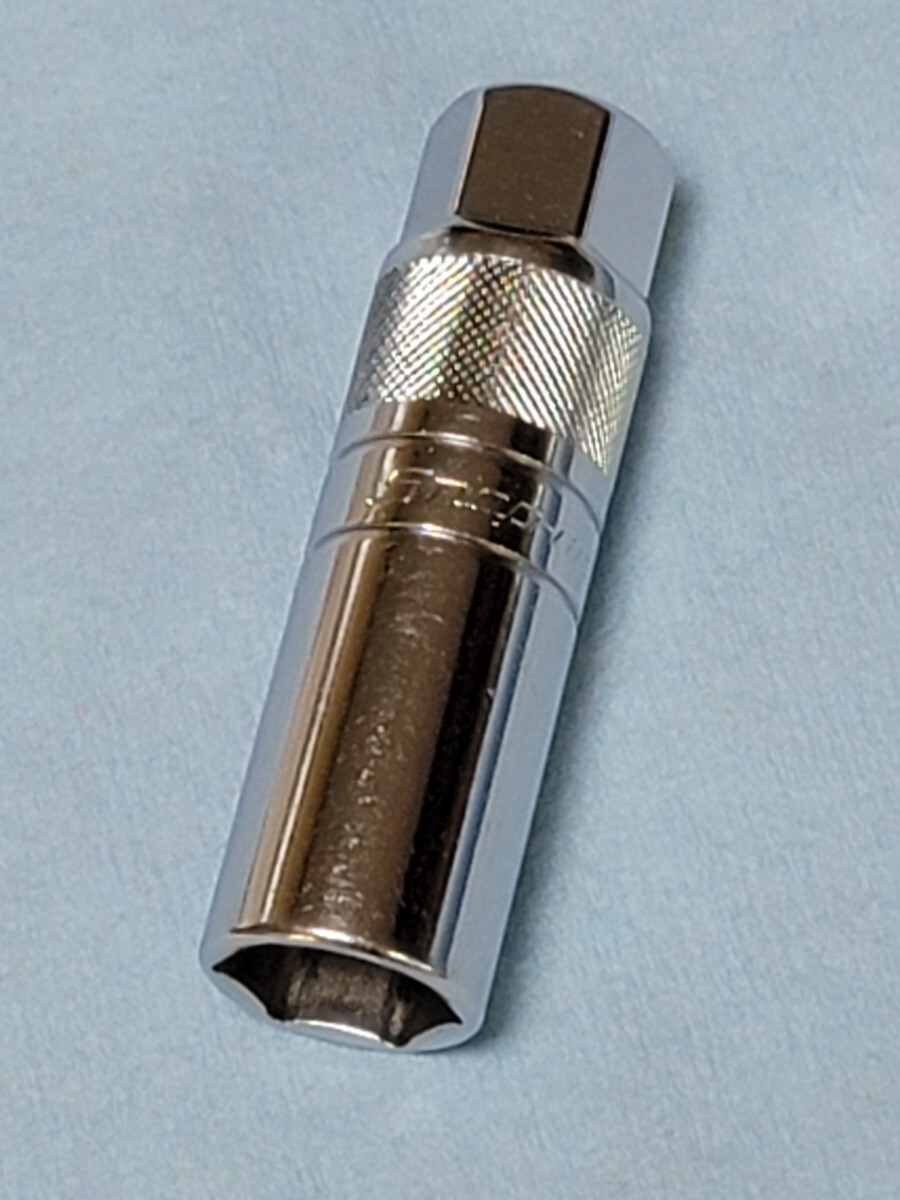プラグレンチ 3/8 スナップオン サイズ 5/8 【15.9mm】 S9706KA 中古品 保管品 SNAPON SNAP-ON プラグ ソケット 拍卖