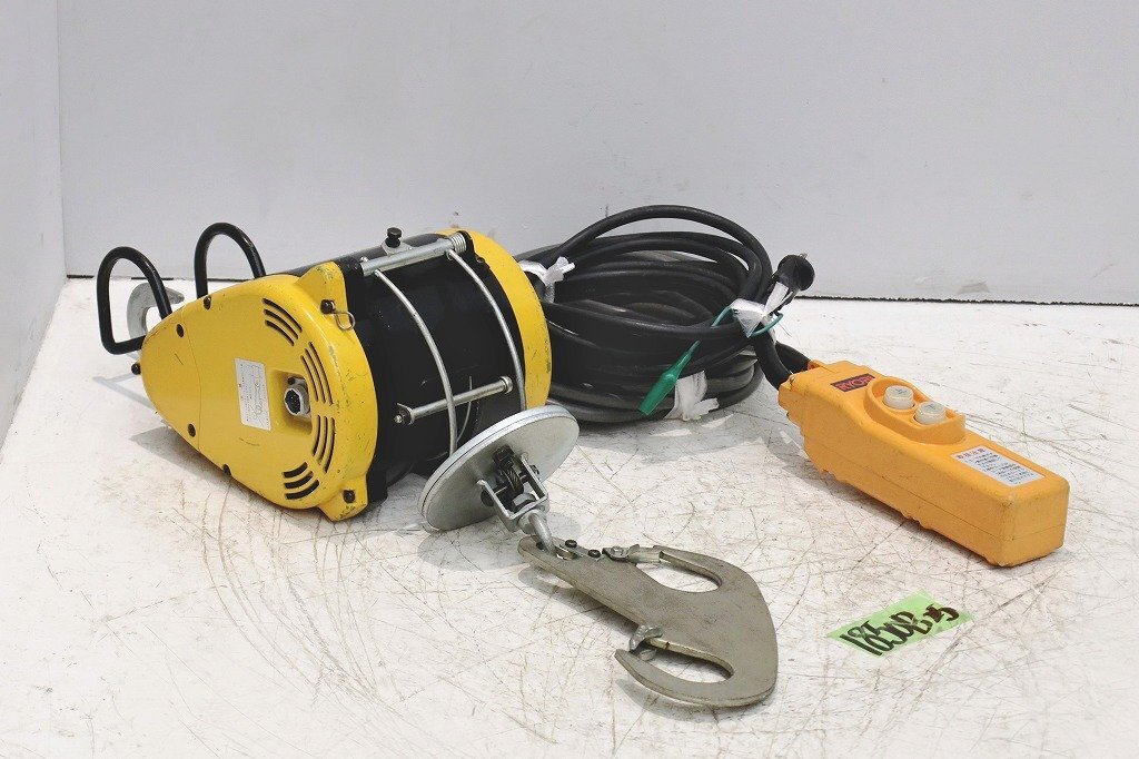 1850B25 RYOBI リョービ 小形ウインチ WI-61C 60kg 14m 吊り上げ 建築 土木拍卖