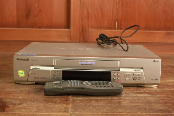 【蔵出し】★レトロ 家電『パナソニック VHSビデオデッキ NV-HV3G』動作確認済み★(検:初だし/ビデオテープ/Panasonic/平成/当時物)71014E拍卖