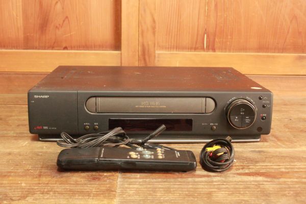 【蔵出し】★レトロ 家電『シャープ VHSビデオデッキ VC-HF30』動作確認済み★(検:初だし/ビデオテープ/電化製品/昭和/平成/当時物)71014C拍卖