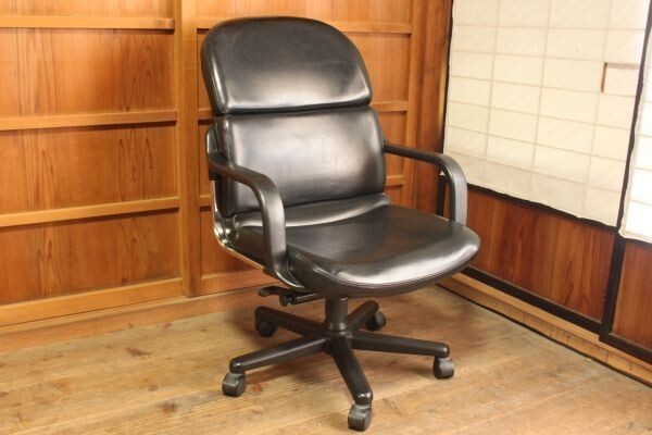 【格安中古】★美品 家具『コクヨ 合皮 マネージメントチェア』★検:(初だし/ハイバックチェア/院長室/回転/椅子/コロ付き/当時物)70616A拍卖