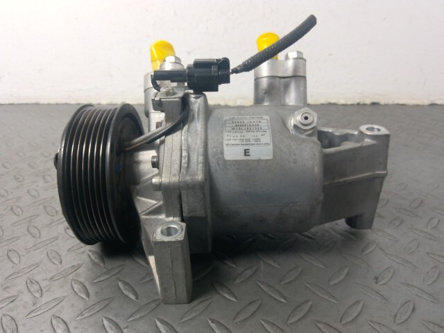 AD VY12 エアコン コンプレッサー 92600-1KA3B拍卖