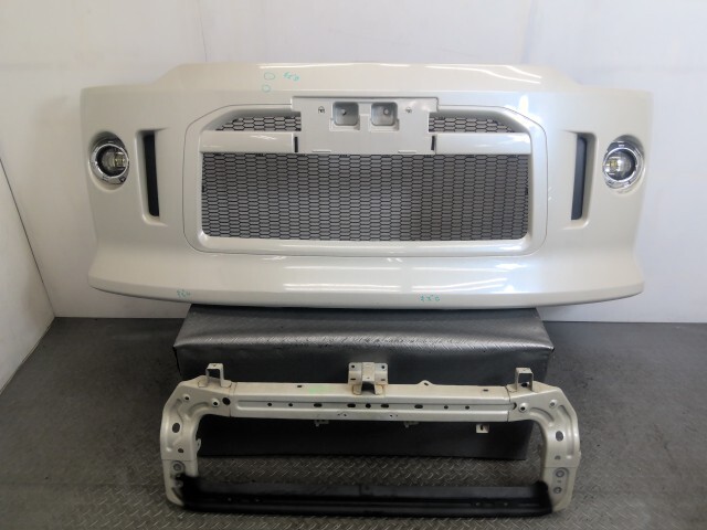 デリカD5 CV4W フロント バンパー MZ576605 W23拍卖